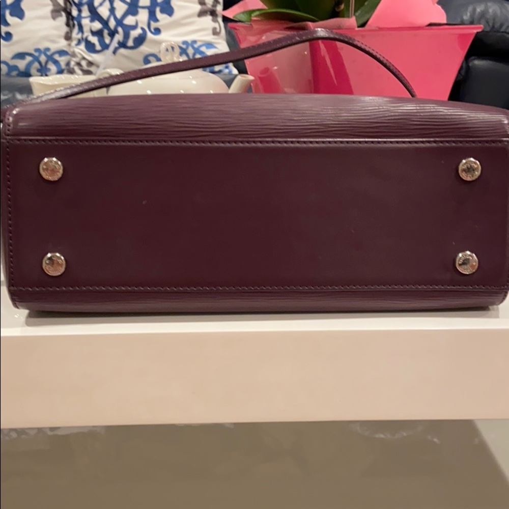 Used handbag! - Picture 7 of 8